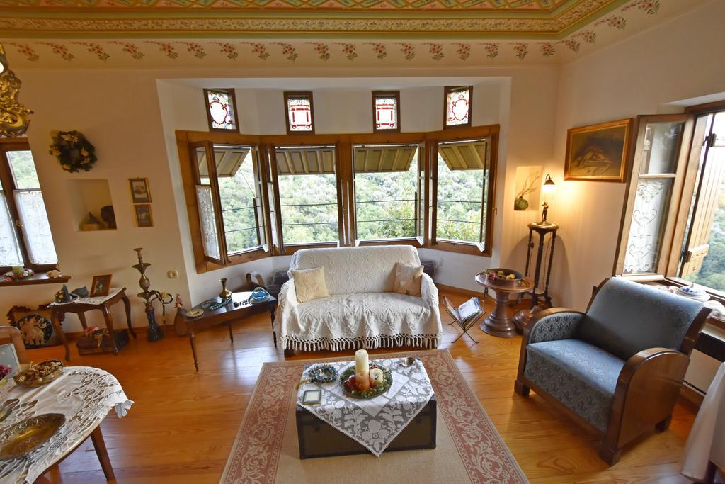 Archondiko Zafeiridi Villa Makrinítsa Exteriör bild